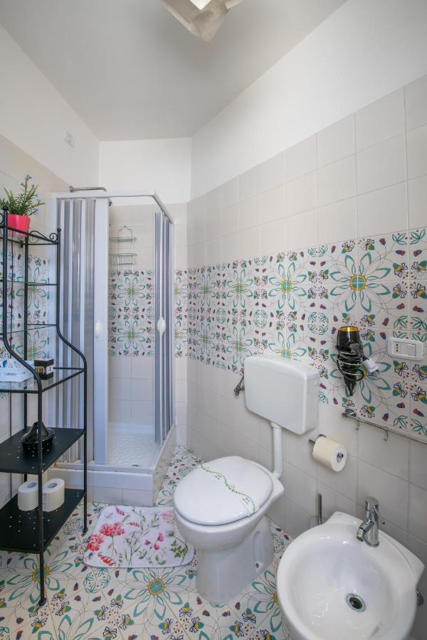 Villa Lery Guesthouse Agropoli Eksteriør billede