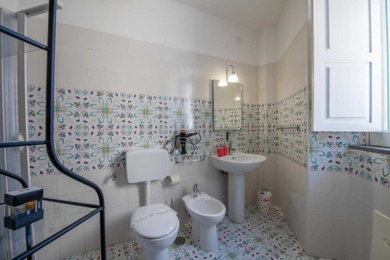 Villa Lery Guesthouse Agropoli Eksteriør billede